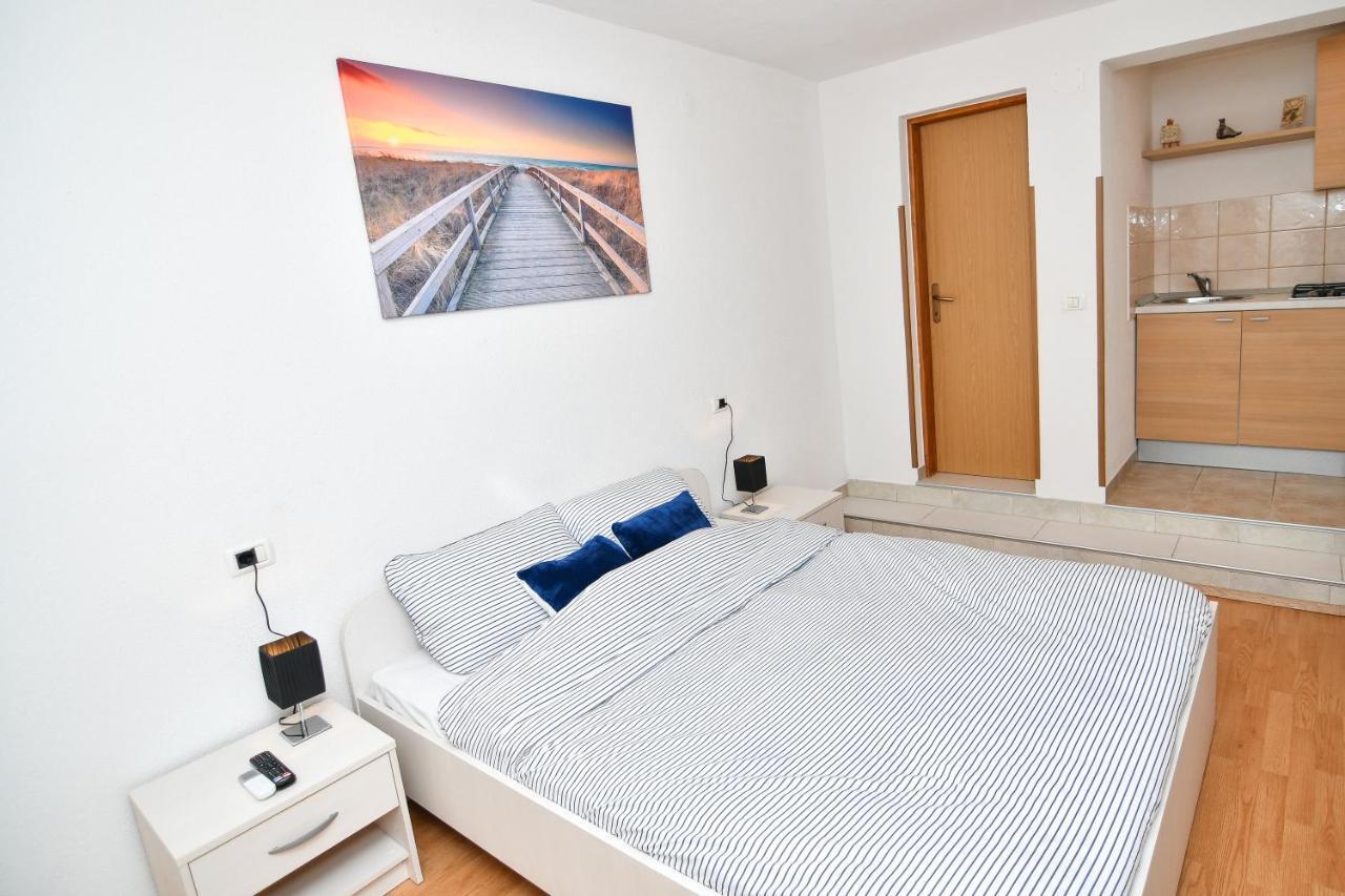 Studio Apartment ฟาชานา ภายนอก รูปภาพ